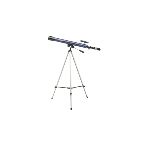 Un telescopio refractor Konus Konuspace-5 de color azul montado sobre un trípode plateado. El telescopio apunta ligeramente hacia arriba y tiene un buscador más pequeño en la parte superior, cerca del ocular. El fondo es blanco.