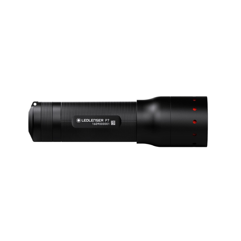 Linterna Led Lenser P7 de 450 lúmenes, diseño compacto y eficiente, ideal para actividades al aire libre y uso en condiciones de baja luz.