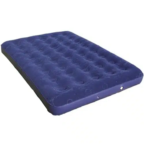El colchón inflable Safari 2 plazas n.° 20256, que presenta un patrón acolchado azul con bordes ligeramente elevados, se muestra sobre un fondo blanco liso. Este colchón inflable de tamaño doble tiene una textura aterciopelada y es lo suficientemente versátil para usar tanto en interiores como en exteriores.