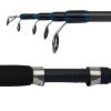 Primer plano de la caña de pescar telescópica Shimano Alivio Slim GT300H con detalles en azul. Esta caña de 3,0 m consta de varias secciones extensibles que culminan en guías circulares. Cuenta con un mango con empuñadura negra y un portacarrete plateado, lo que resalta el diseño elegante y el rendimiento de ingeniería del modelo.