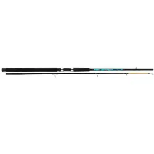 La Caña Mitchell Catch 212 Boat de 2,10 m se presenta sobre un fondo blanco. Esta caña de pescar de dos piezas cuenta con un mango negro, una sección central metálica con detalles en azul y plata y varias guías de línea espaciadas uniformemente a lo largo de su longitud. Ideal para cualquier pescador que busque capturar un pez grande en su embarcación, esta caña ofrece calidad y estilo.