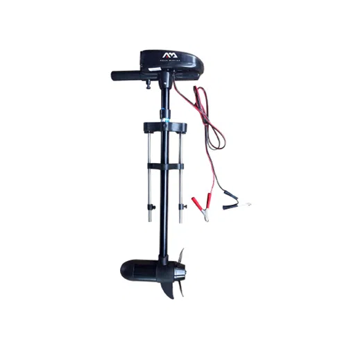 El motor eléctrico T-18 AM para bote inflable es un motor eléctrico para pesca de arrastre que cuenta con una elegante carcasa y hélice de color negro. Incluye cables rojos y negros con abrazaderas para una fácil conexión a una fuente de energía y una manija ajustable para una dirección precisa, lo que lo hace ideal para montarlo en botes pequeños o kayaks.