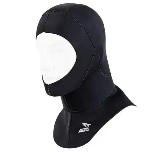 El Gorro De Cabeza Ist Hdn0150 5mm, de neopreno negro, se exhibe elegantemente sobre una cabeza de maniquí blanca. Su diseño suave y ajustado con costuras visibles cubre la cabeza, el cuello y parte del rostro. El logotipo está sutilmente ubicado en la zona del cuello.