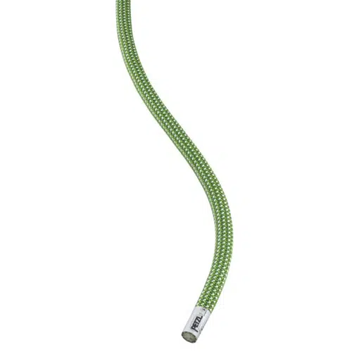La Cuerda Dinámica Petzl Contact Wall 9.8mm 40mts presenta su característico patrón de cuadros en un llamativo color verde con una punta blanca, formando elegantemente una S sobre un fondo blanco liso. Ofrece fiabilidad y estilo para cada escalada.