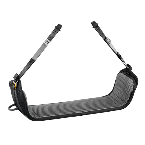 Apoyabrazos para silla de oficina de dos puntos en color negro y gris con correas ajustables y un diseño de tela de malla, inspirado en el soporte ergonómico del Asiento Petzl Podium, destinado a brindar comodidad cuando se fija a los apoyabrazos de una silla de escritorio.