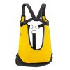 El arnés de seguridad similar al Arnés Rescate Petzl Pitagor presenta una combinación de colores amarillo y negro brillante con correas ajustables y anillos D de metal. Su diseño garantiza una sujeción segura, lo que lo hace perfecto para trabajos de escalada o construcción, mientras que su material duradero y reforzado garantiza confiabilidad.