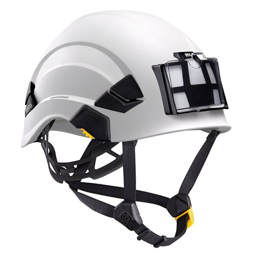 El casco de seguridad blanco Porta ID Petzl Cascos Vertex y Strato incluye un accesorio para visera transparente y negra, correas negras ajustables y una hebilla amarilla. Presenta detalles curvos en los costados para un diseño elegante.