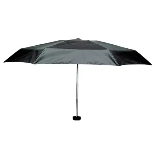 Un paraguas negro y gris completamente extendido con un mástil metálico y un mango negro que ofrece una vista clara de su parasol desde arriba. El paraguas de bolsillo Sea To Summit Ultra-Sil Mini parece resistente y está diseñado para proteger contra la lluvia.