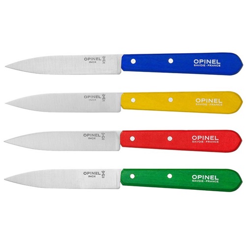 El juego de cocina Opinel N°112 Classic de 4 piezas incluye una colección de cuatro cuchillos para pelar, cada uno equipado con hojas de acero inoxidable y mangos coloridos en azul, amarillo, rojo y verde. Los mangos tienen grabado "Opinel Savoie-France Inox" y los cuchillos están perfectamente presentados en una disposición horizontal.