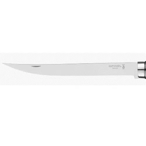 Un cuchillo Opinel delgado con una hoja de metal pulido y una marca visible "Opinel". El mango del cuchillo, elaborado con madera de padouk, se muestra parcialmente y presenta un refuerzo metálico.