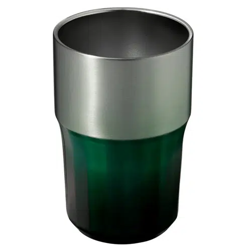 El Vaso Stanley The Golden Hour Prismatic de 408 ml es una taza sofisticada y contemporánea con una sección superior de color gris metálico y una sección inferior brillante de color verde intenso. Cuenta con un diseño minimalista, caracterizado por líneas suaves y una superficie reflectante que captura la luz de forma hermosa.