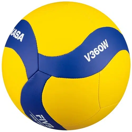 El Balón Voleibol MIKASA V360W es un balón de voleibol que destaca por su combinación de colores amarillo y azul y que muestra de forma destacada la marca "Mikasa". Su diseño incluye el patrón curvo y entrelazado característico de los balones de voleibol Mikasa, lo que lo convierte en una excelente opción para quienes valoran tanto la calidad como la estética en su juego.