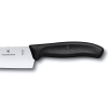Primer plano del cuchillo de chef Victorinox Swiss Classic, modelo 6.8003.22G, con hoja de acero inoxidable brillante de 22 cm y mango negro. El logotipo y el nombre de la marca son claramente visibles en la hoja, con un mango de diseño ergonómico que incluye una ligera curva para un agarre cómodo.