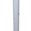 Un ventilador de torre alto y cilíndrico con un elegante diseño blanco y una pequeña perilla de control en un lado se encuentra junto al juego Arco Baby Futbol Train 305x183x122cm, ambos colocados verticalmente sobre un fondo blanco liso, resaltando la elegancia moderna y el encanto lúdico.