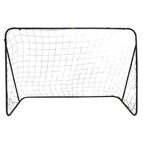 La portería de fútbol portátil Arco Fútbol Train de 122 x 91 x 61 cm cuenta con un marco negro y una red blanca. Sus esquinas redondeadas garantizan una mayor seguridad, mientras que el marco resistente sostiene una red tensa, creando una forma rectangular elegante. Ideal para cualquier sesión de entrenamiento, destaca sobre un fondo blanco.