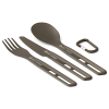 El juego de cocina de 3 piezas Sea To Summit Cubiertos Frontier incluye tres utensilios de camping de color gris oscuro (un tenedor, un cuchillo y una cuchara) con mangos recortados. Este juego también incluye un pequeño mosquetón para sujetarlo y transportarlo fácilmente.