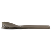 Una pila cuidadosamente ordenada de cubiertos de plástico negro del Set de Cocina 3pc Sea To Summit Cubiertos Frontier, que incluye una cuchara, un tenedor y un cuchillo de sierra, muestra un diseño simple y moderno.