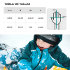La imagen de la tabla de tallas de los guantes de nieve para niños de Kano muestra las medidas en centímetros para los tamaños S, M y L, con una ilustración que muestra cómo medir las dimensiones de la mano. Debajo de la tabla se ve un niño alegre sentado en la nieve con una chaqueta de invierno azul.