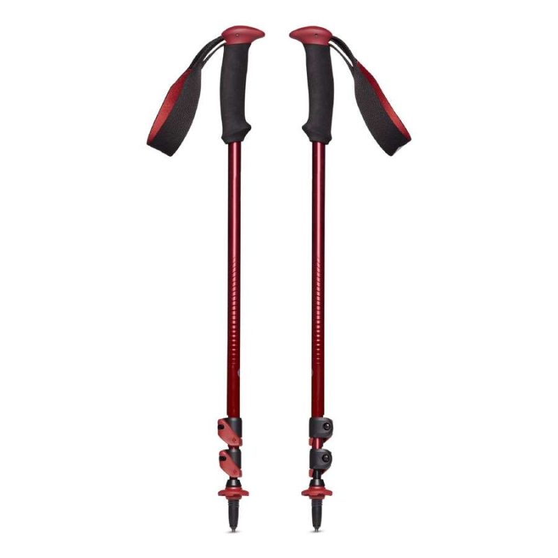 Presentamos los Bastones de Trekking Black Diamond Trail Back, un par de elementos esenciales en rojo y negro que cuentan con asas ergonómicas y correas ajustables. Cada bastón está equipado con dos mecanismos de cierre abatible y una punta puntiaguda, lo que proporciona estabilidad en diversos terrenos para una experiencia de trekking óptima.