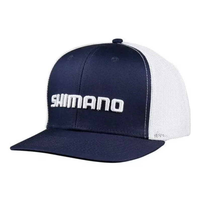 El Gorro Shimano Flat Visor Snapback es una gorra de camionero azul marino y blanca que presenta una parte posterior de malla, una visera azul marino y "Shimano" bordado en blanco en su panel frontal, completado con un botón tradicional en la parte superior.