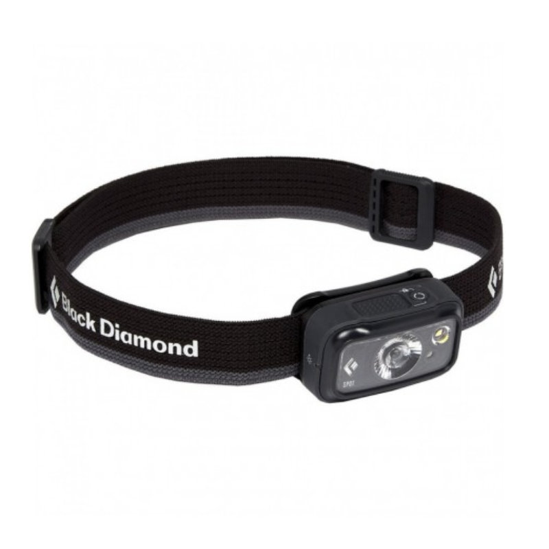 Presentamos la "Lámpara Frontal Black Diamond Spot 350lm", una linterna frontal negra con una luminosidad de 350lm, correa ajustable y el distinguido logotipo "Black Diamond". Esta linterna frontal viene con una luz principal y una luz secundaria más pequeña integradas en su carcasa.