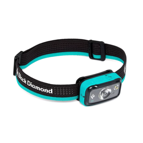 Descubra la Lámpara Frontal Black Diamond Spot 350lm, una linterna frontal de color turquesa y negro con correa ajustable. Con una potente luz LED grande de 350 lúmenes y LED secundarios más pequeños, esta linterna frontal es ideal para cualquier aventura.