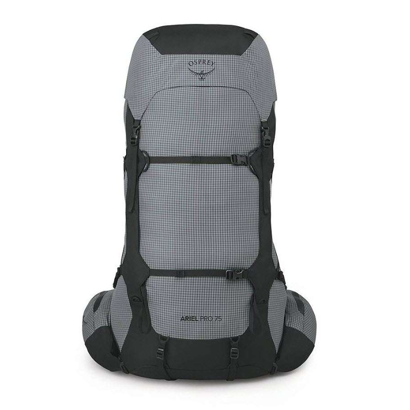 La Mochila Osprey Ariel Pro 75 Mujer es una mochila de senderismo en color gris y negro, con múltiples correas y compartimentos diseñados para aventuras prolongadas al aire libre. El logotipo de la marca se destaca de forma destacada en la sección superior.