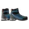 La zapatilla de trekking La Sportiva Trango Trk GTX, que se muestra en azul y negro con detalles en naranja, cuenta con un soporte alto para el tobillo y una suela duradera. Fotografiada de perfil, muestra con orgullo el nombre de la marca en una bota.