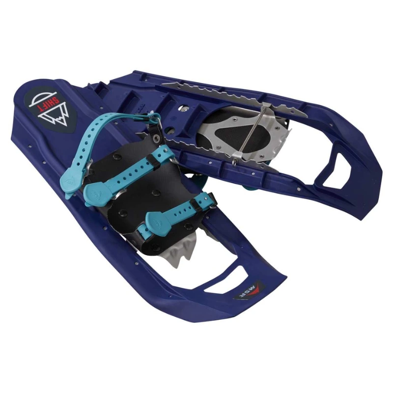 Un par de raquetas de nieve MSR Revo Explorer 25 (copia) de color azul con correas de color verde azulado se muestran sobre un fondo blanco. Con un marco de metal y clavos, estas raquetas de nieve son perfectas para atravesar terrenos nevados sin esfuerzo.