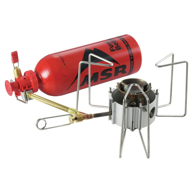 La Cocinilla MSR DragonFly es una estufa de camping portátil con bombona de combustible de color rojo. Incluye soportes metálicos y una válvula precisa para el control del combustible, ideal para uso en exteriores.