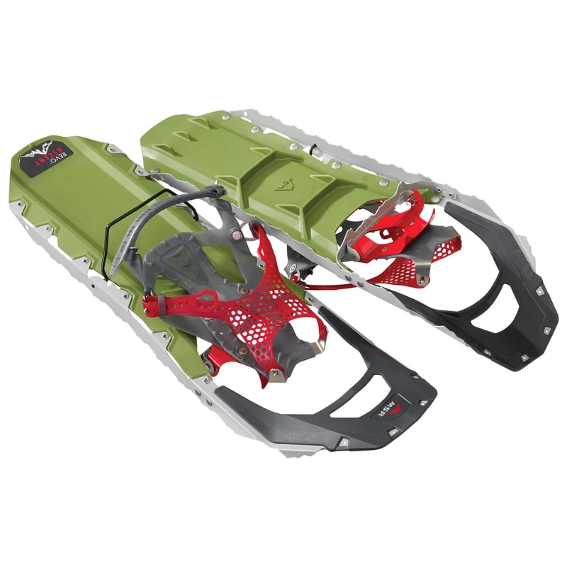 Las Raquetas de Nieve MSR Lightning Ascent 25 (copia) son raquetas de nieve verdes y negras con fijaciones rojas ajustables y clavos de metal, que cuentan con un marco duradero y un sistema de tracción ideal para caminatas en la nieve.