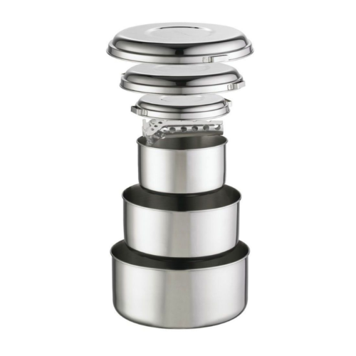 El juego de ollas MSR Alpine 2 incluye elementos básicos de acero inoxidable para acampar, como ollas y sartenes apilables con asa y tapa extraíbles. Diseñado para un almacenamiento compacto, este juego de utensilios de cocina es perfecto para aventuras al aire libre.