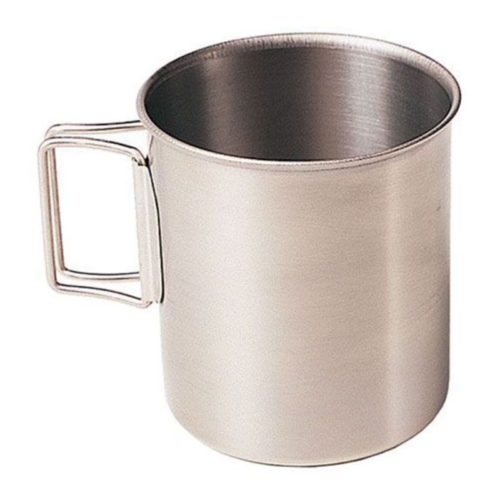 Una taza cilíndrica de acero inoxidable con asa cuadrada, superficie lisa y brillante y parte superior abierta combina perfectamente con el Set de Cubiertos MSR Titan Fork & Spoon (copia). Perfecto para acampar o aventuras al aire libre.