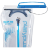 La Bolsa de Hidratación Platypus Big Zip EVO es una mochila de hidratación transparente de 3,0 litros que cuenta con un tubo para beber azul y un asa para un uso fácil.