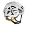 El Casco Grivel Salamander 2.0 (copia) es un elegante casco de escalada blanco con ventilaciones geométricas negras y una correa de barbilla ajustable de color amarillo brillante, con el nombre de Grivel impreso en negro en el costado para mayor estilo y seguridad.