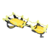 Un par de tacos de tracción para hielo de color amarillo y negro que se fijan a los zapatos. Con una parte superior flexible y translúcida de color amarillo con un patrón en zigzag y una base negra resistente con tacos de metal para un agarre en hielo, son ideales para guardar en la Bolsa para Crampones Grivel Crampon Safe (copia).