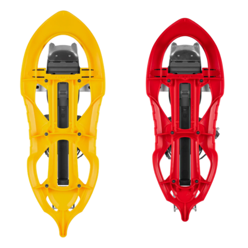 Las Raquetas de Nieve MSR Revo Explorer 25 (copia) son unas raquetas de nieve de plástico de vivos colores amarillo y rojo, con fijaciones ajustables y un diseño robusto. Colocadas una al lado de la otra sobre un fondo blanco, resaltan sus robustos armazones y mecanismos de tracción.