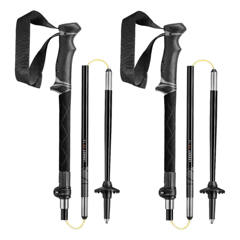 Se muestran dos Bastones de Trekking Leki Makalu (copia) negros y plateados, cada uno con asas ergonómicas y correas de muñeca ajustables, divididos en segmentos para mostrar su diseño plegable para un fácil transporte y almacenamiento.