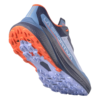 La zapatilla de montaña para correr La Sportiva Prodigio (copia) es una zapatilla de trail azul y naranja con una suela de agarre resistente, resaltada por el nombre de la marca en el costado, diseñada para brindar durabilidad y tracción en aventuras al aire libre.