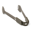 Un par de utensilios de camping multifuncionales de color gris que combinan una cuchara y un tenedor en extremos opuestos. El utensilio es plegable y está diseñado para guardarlo y transportarlo fácilmente.