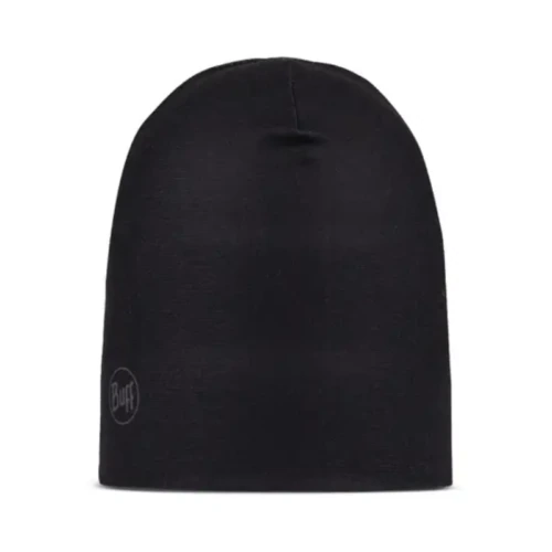 Un gorro negro liso con un logotipo sutil cerca del borde, similar al Gorro Buff Niños Knitted y Polar Midy (copia), ofrece simplicidad y textura suave, ideal para uso informal.