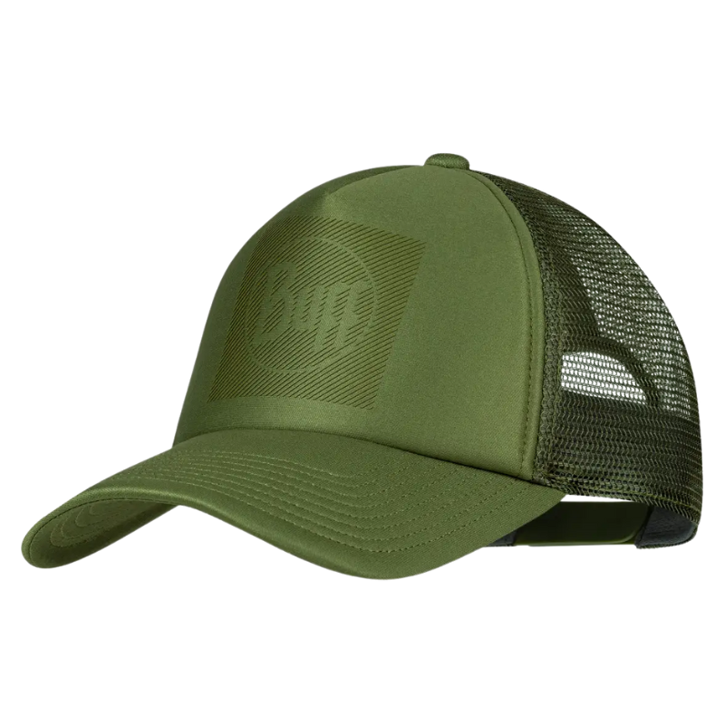 La Jockey Buff Trucker Reth es una gorra verde oliva con un panel frontal liso y una parte posterior de malla transpirable. Tiene una visera curva, una correa ajustable en la parte posterior y un sutil logotipo en relieve en la parte delantera.
