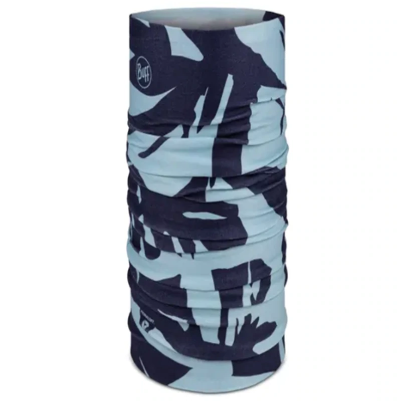 La Bandana Buff Merino Lightweight Multistripes (copia) se presenta en posición vertical con su estampado floral abstracto en azul y negro. Esta braga de cuello suave y elástica es versátil y se adapta a diversos usos, perfecta para complementar tu colección como alternativa ligera a una bandana o un buff.
