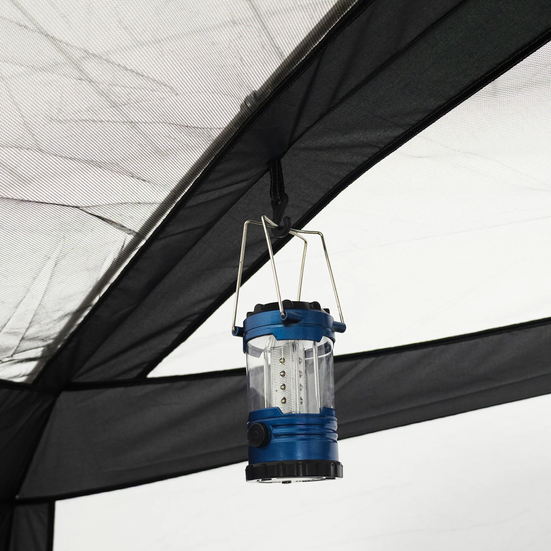 Carpa Automática Black Out Maullin 6 Personas - Imagen 4