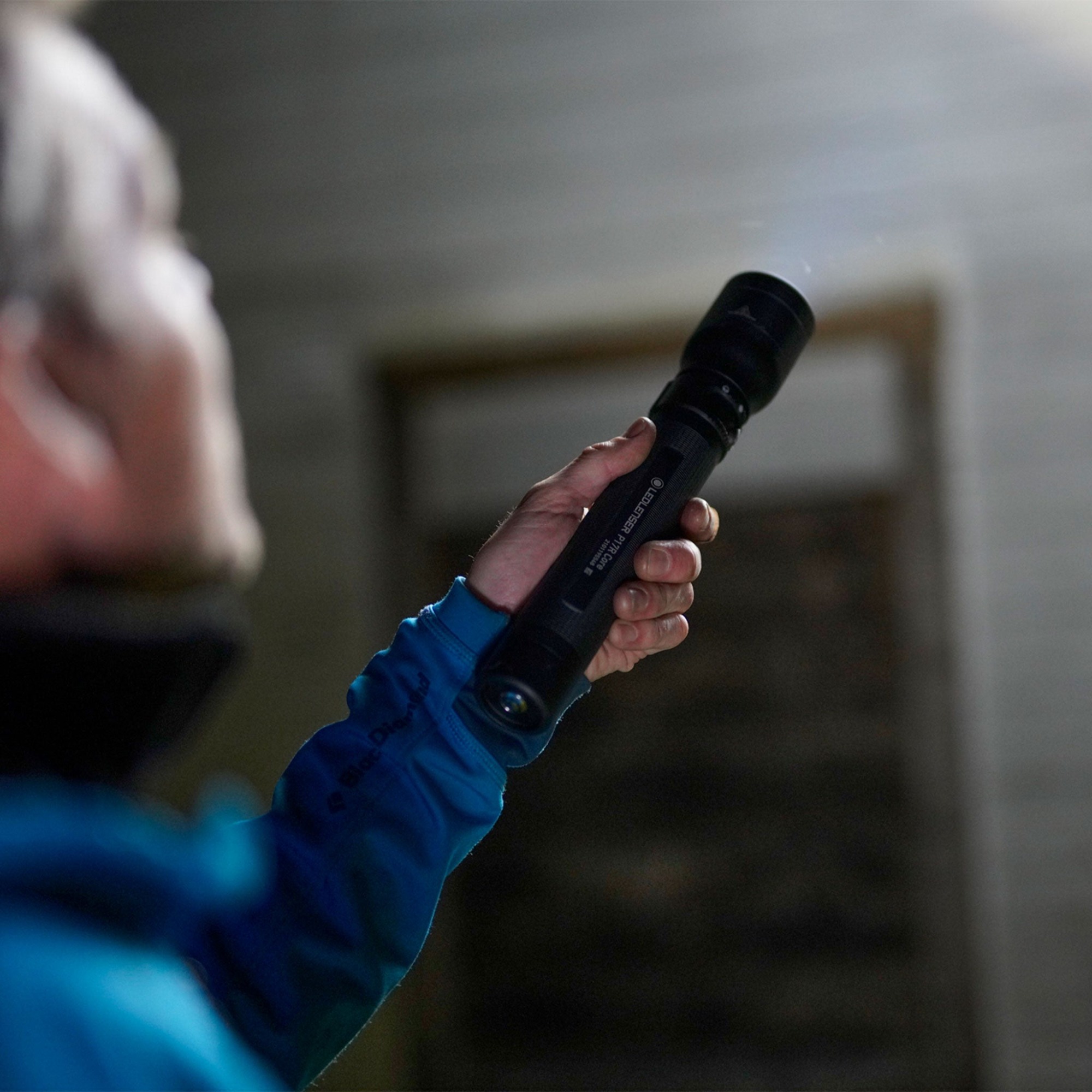 Linterna P17r Core 1200 Lum Led Lenser